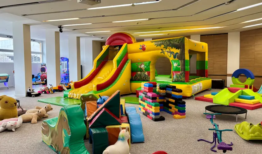 CE Plaza Hotel Sifok - Fergeteges CE Plaza szilveszter (min. 3 j)