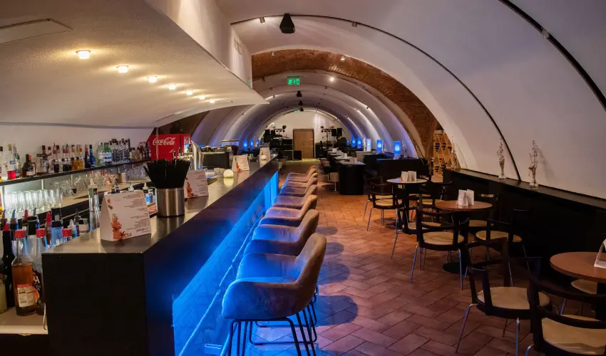 CE Plaza Hotel Sifok - Fergeteges CE Plaza szilveszter (min. 3 j)