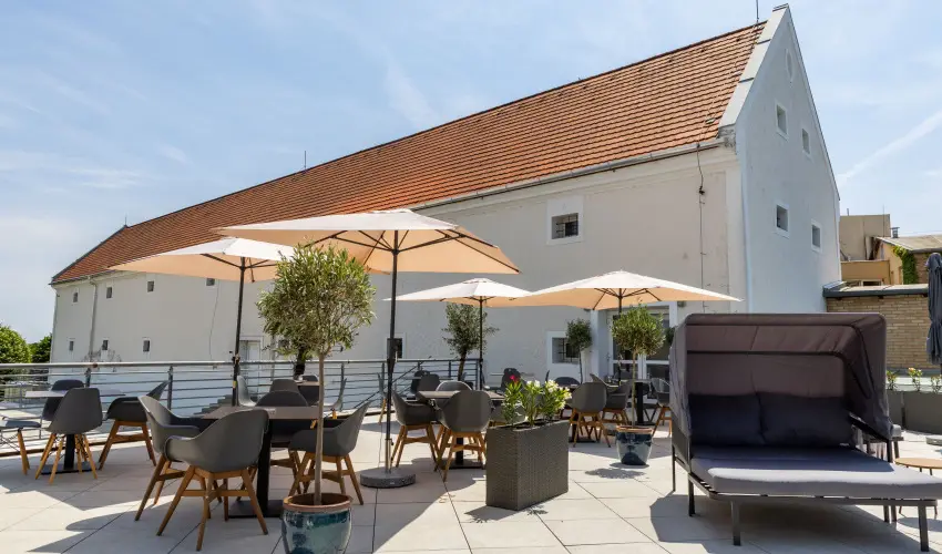 CE Plaza Hotel Sifok - Fergeteges CE Plaza szilveszter (min. 3 j)