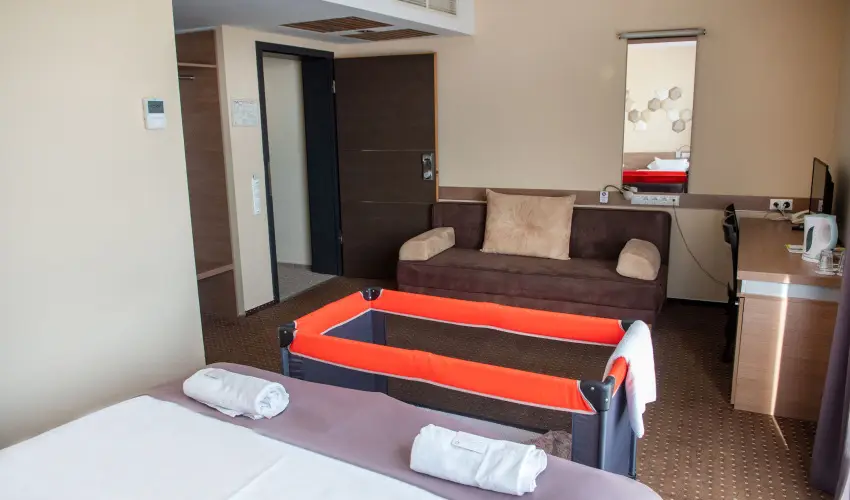 CE Plaza Hotel Sifok - Fergeteges CE Plaza szilveszter (min. 3 j)