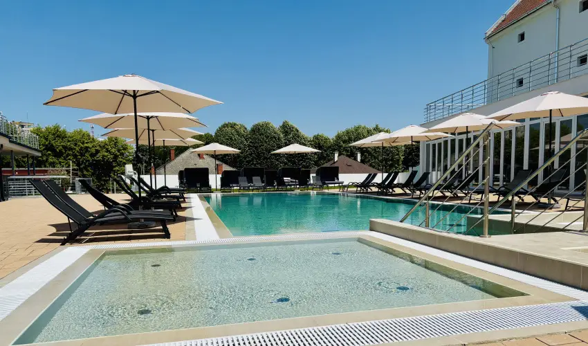 CE Plaza Hotel Sifok - Fergeteges CE Plaza szilveszter (min. 3 j)