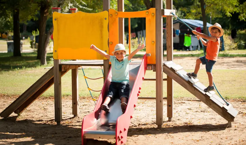 Cegldfrd Apartmanpark s Kemping Cegld - Szilveszter (min. 2 j)