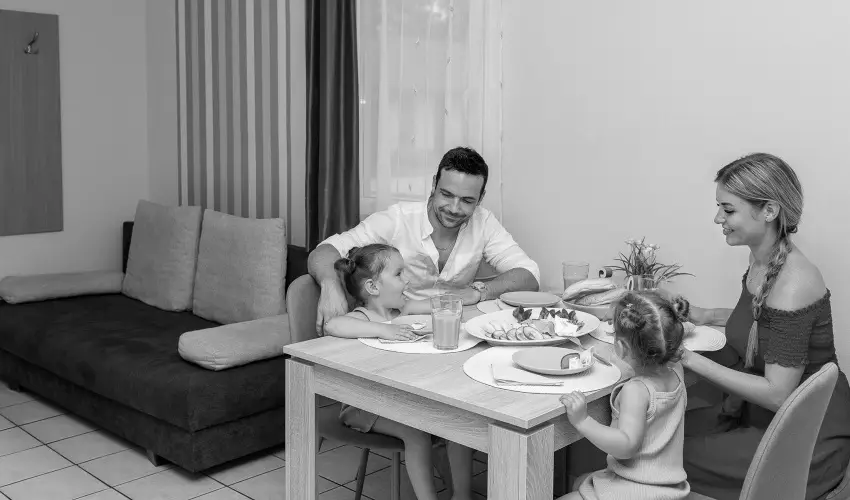 Cegl�df�rd� Apartmanpark �s Kemping Cegl�d - Szilveszter (min. 2 �j)