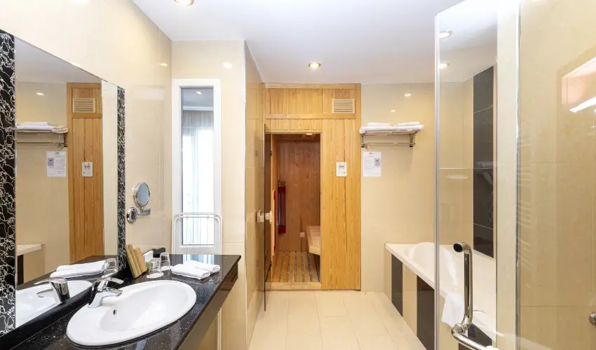 Colosseum Wellness Hotel Mrahalom - Szilveszter (min. 3 j)