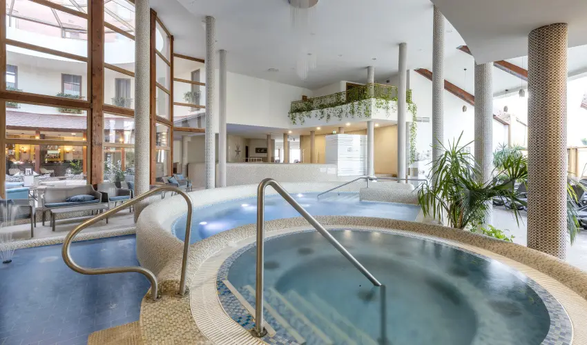 Colosseum Wellness Hotel Mrahalom - Szilveszter (min. 3 j)