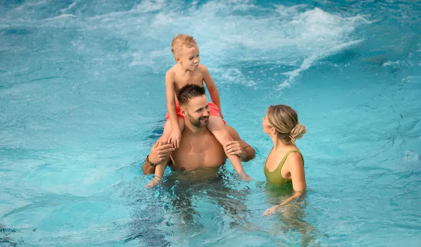 Colosseum Wellness Hotel M�rahalom - Szilveszter (min. 2 �j)