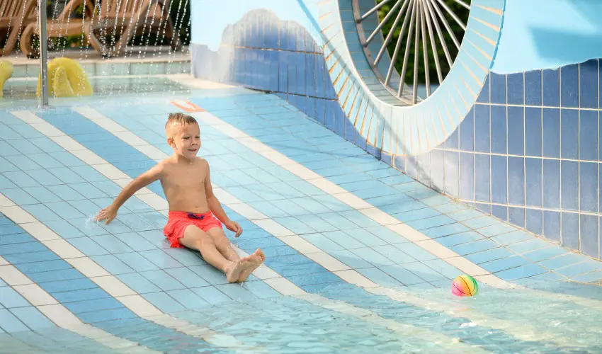 Colosseum Wellness Hotel M�rahalom - Szilveszter (min. 2 �j)