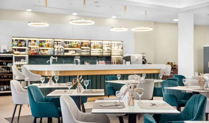 Corso Hotel Pcs Pcs - Szilveszter (min. 2 j)