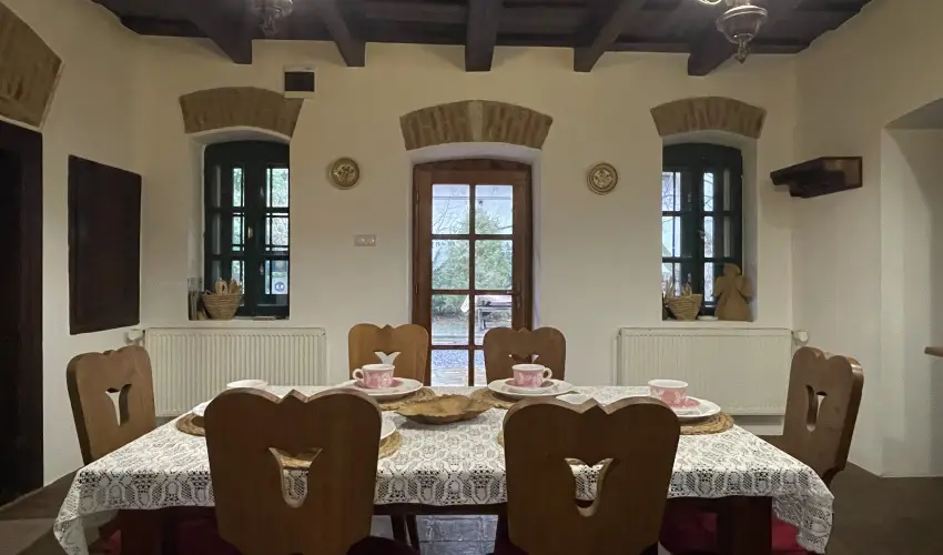 Czirka Vendghz Tolcsva - Szilveszter (min. 3 j)