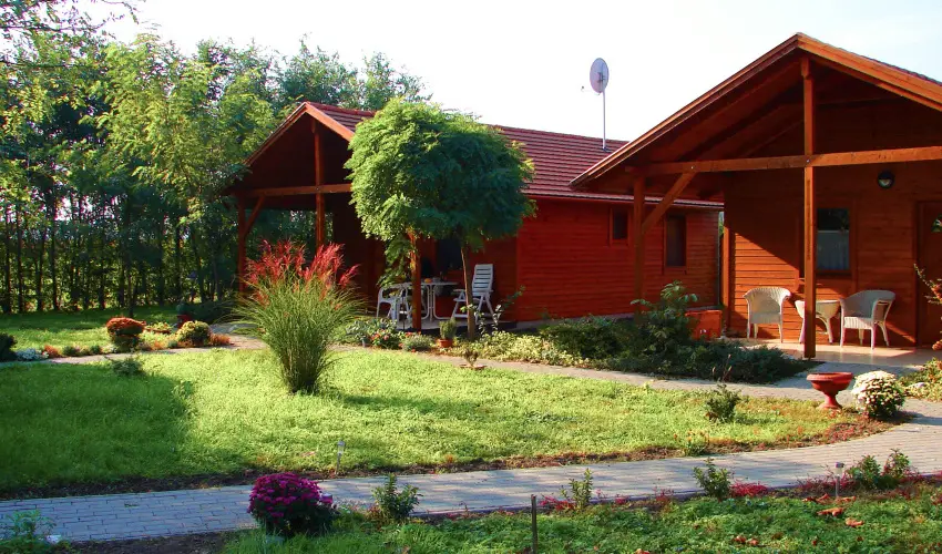 Dream Horse Apartman Cserkeszl - Relax & Chill Szilveszteri Csomag kedvezmnyes frdbelpvel (min. 2 j)