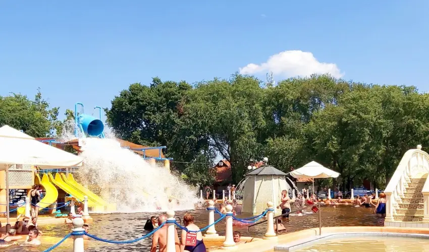 Dream Horse Apartman Cserkeszl - Relax & Chill Szilveszteri Csomag kedvezmnyes frdbelpvel (min. 2 j)