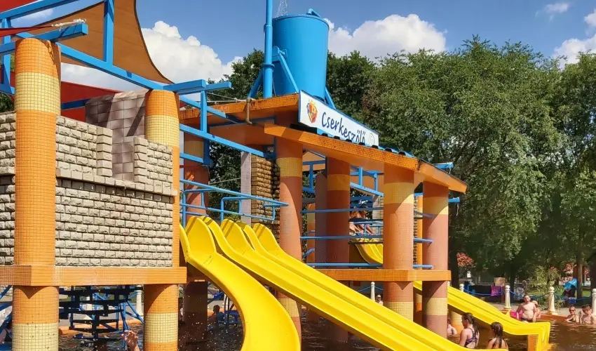 Dream Horse Apartman Cserkeszl - Relax & Chill Szilveszteri Csomag kedvezmnyes frdbelpvel (min. 2 j)