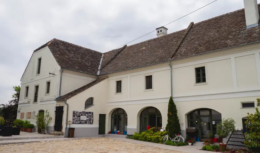 Edvy Malom Fogad s Barokk Udvarhz Ppa - Szilveszter (min. 2 j)