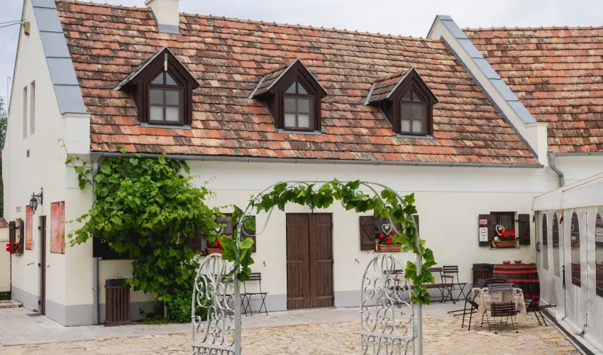 Edvy Malom Fogad s Barokk Udvarhz Ppa - Szilveszter (min. 2 j)