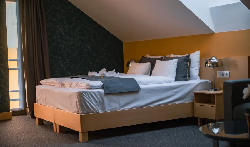 Eleven Business & Sport Hotel Jszrokszlls - Szilveszter