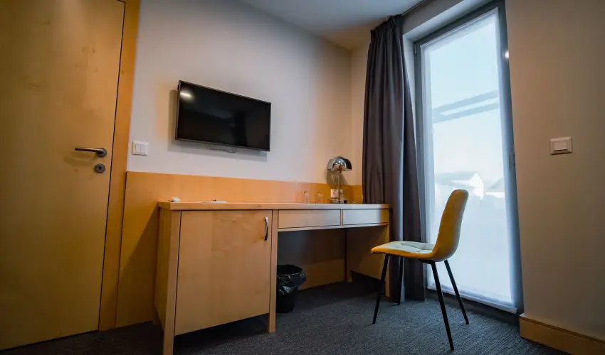 Eleven Business & Sport Hotel Jszrokszlls - Szilveszter