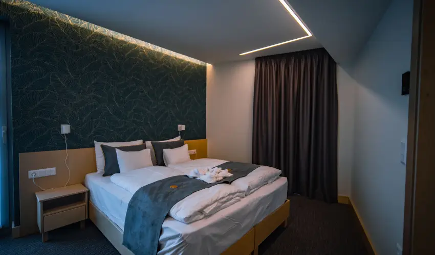 Eleven Business & Sport Hotel Jszrokszlls - Szilveszter