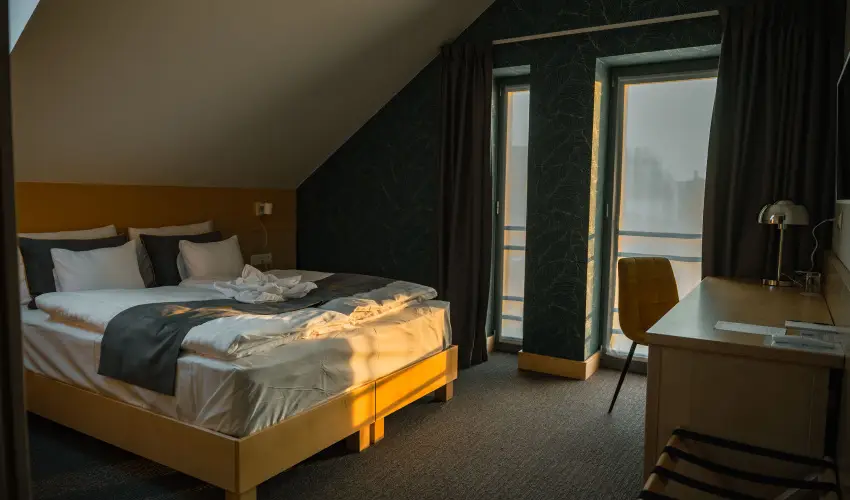 Eleven Business & Sport Hotel Jszrokszlls - Szilveszter