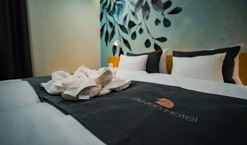 Eleven Business & Sport Hotel Jszrokszlls - Szilveszter
