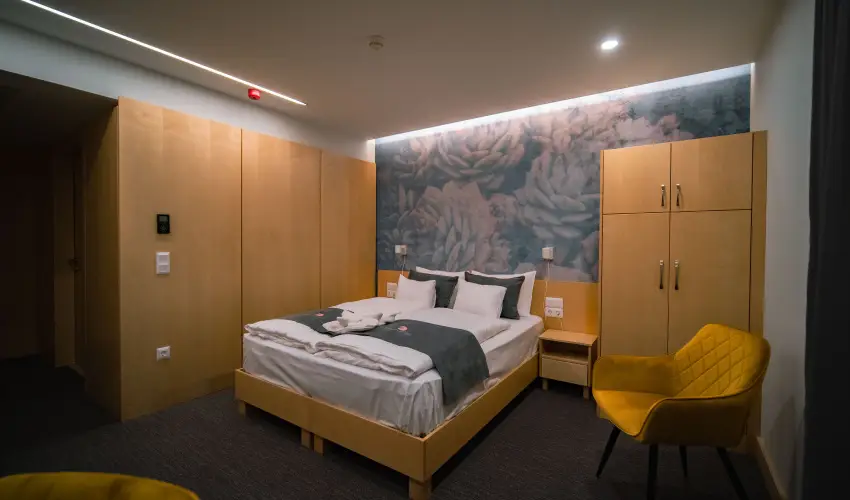 Eleven Business & Sport Hotel Jszrokszlls - Szilveszter