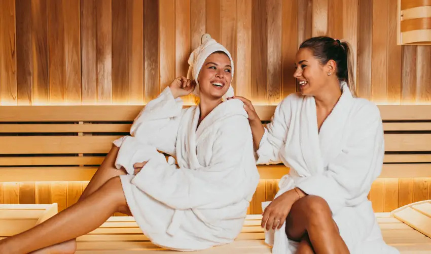 Eleven Business & Sport Hotel Jszrokszlls - Szilveszter