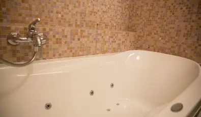 Erzsbet Nagy Szlloda Paks