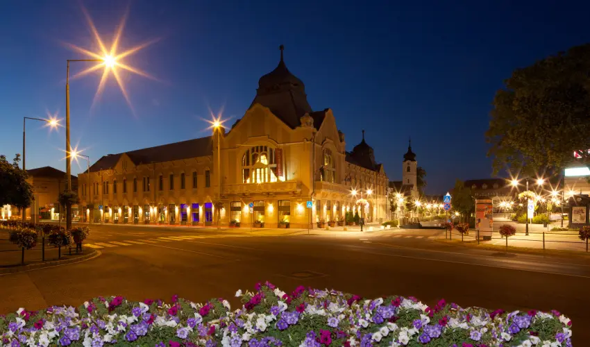 Erzsbet Kirlyn Szlloda Gdll - Szilveszter - specilis elrefizetssel