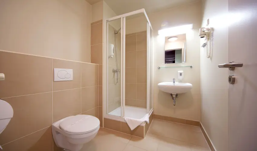 Erzsbet Kirlyn Szlloda Gdll - Szilveszter - specilis elrefizetssel