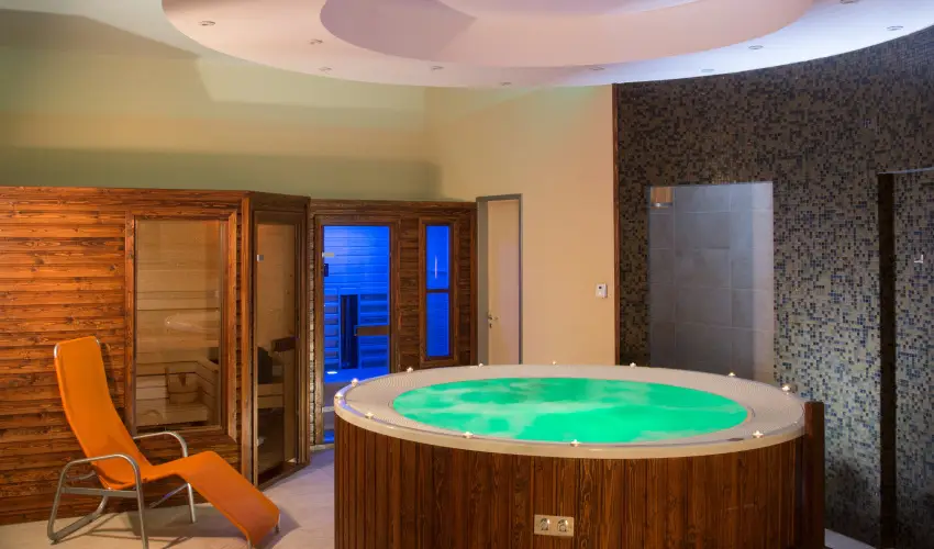 Erzsbet Kirlyn Szlloda Gdll - Szilveszter - specilis elrefizetssel