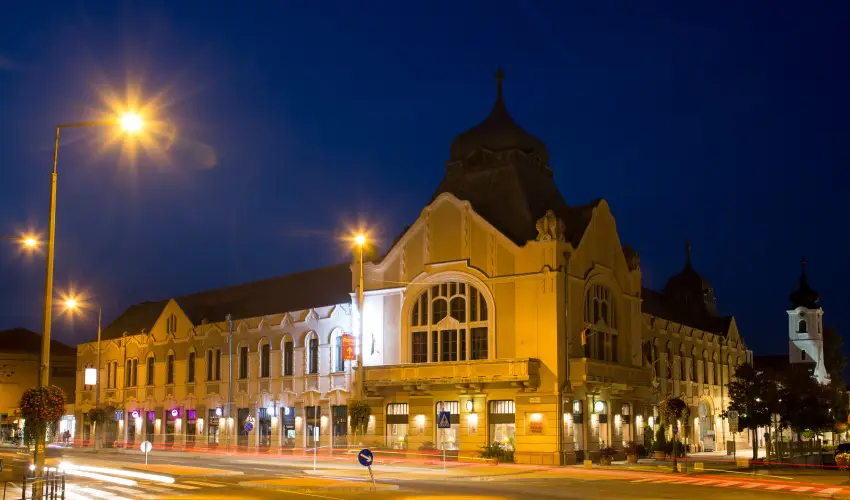 Erzsbet Kirlyn Szlloda Gdll - Szilveszter - specilis elrefizetssel