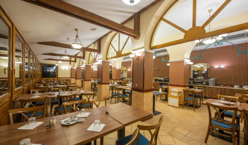 Erzsbet Park Hotel Pardfrd - Szilveszter (min. 3 j)