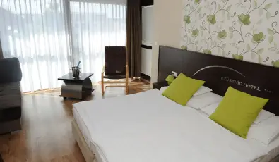 Ezsthd Hotel Veszprm