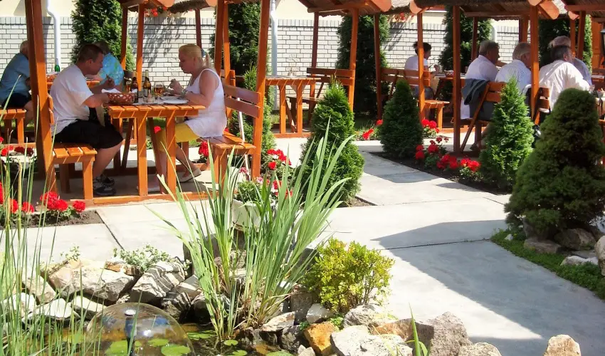 Fodor Hotel Gyula - Szilveszter (min. 2 �j)
