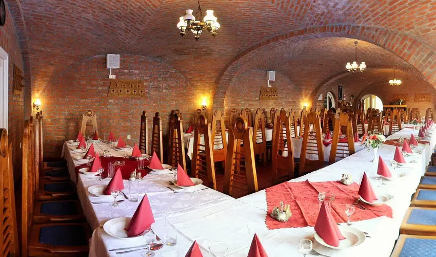 Fodor Hotel Gyula - Szilveszter (min. 2 �j)