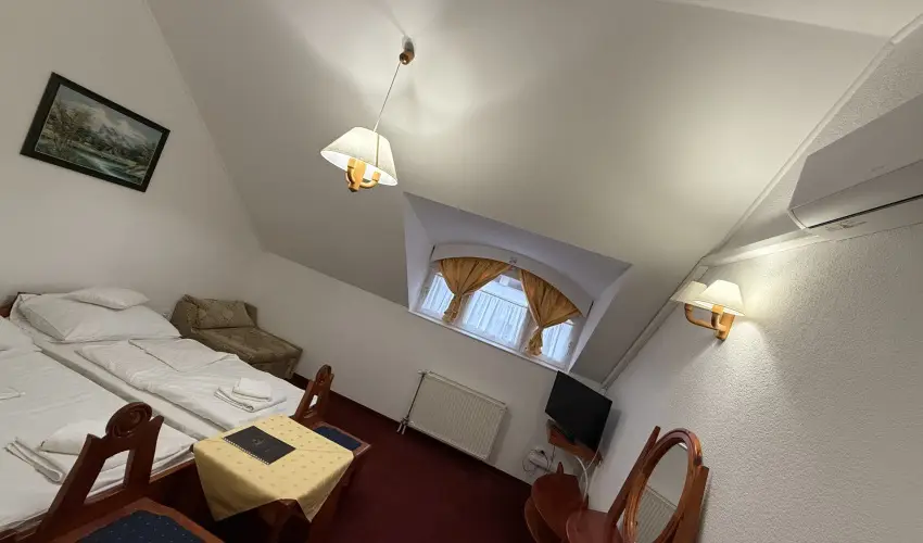 Fodor Hotel Gyula - Szilveszter (min. 2 �j)