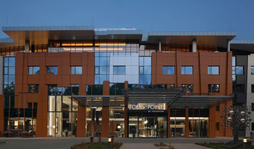 Four Points by Sheraton Kecskemt Hotel & Konferenciakzpont Kecskemt - lmnyekkel teli szilveszter (min. 2 j)