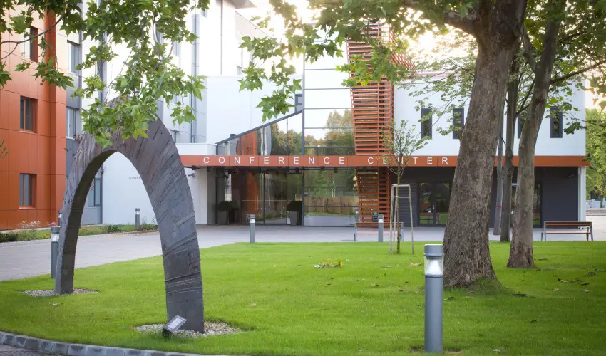 Four Points by Sheraton Kecskemt Hotel & Konferenciakzpont Kecskemt - lmnyekkel teli szilveszter (min. 2 j)