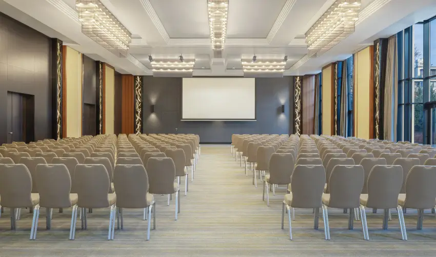 Four Points by Sheraton Kecskemt Hotel & Konferenciakzpont Kecskemt - lmnyekkel teli szilveszter (min. 2 j)
