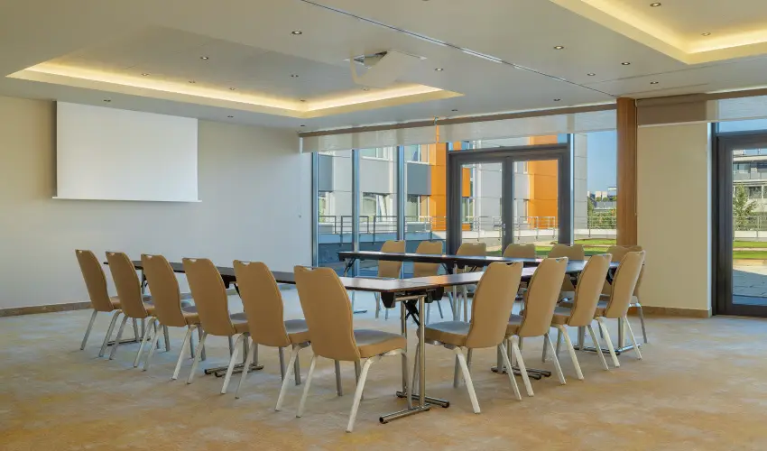 Four Points by Sheraton Kecskemt Hotel & Konferenciakzpont Kecskemt - lmnyekkel teli szilveszter (min. 2 j)