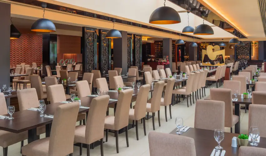 Four Points by Sheraton Kecskem�t Hotel & Konferenciak�zpont Kecskem�t - �lm�nyekkel teli Szilveszter!