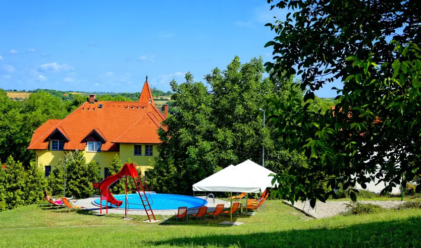 Fried Kast�ly Hotel Simontornya - Szilveszter (min. 3 �j)