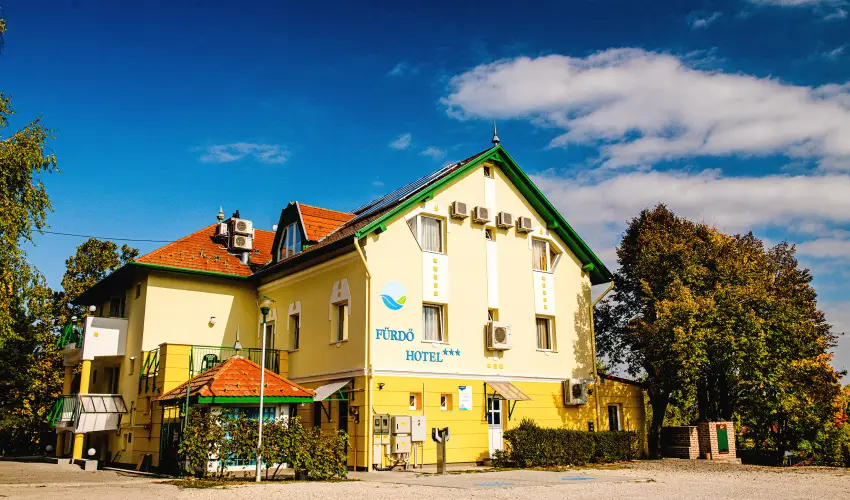 F�rd� Hotel Zalakaros - Szilveszter (min. 2 �j)
