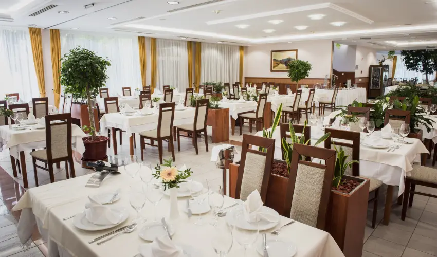 Garden Hotel Wellness & Konferencia Szolnok - Szilveszter (min. 3 j)