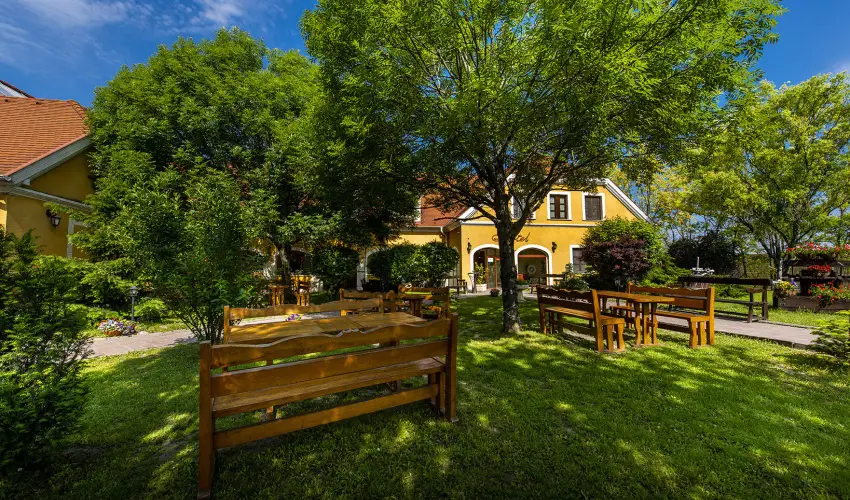 Gastland M0 Hotel Szigetszentmikls - Szilveszter 