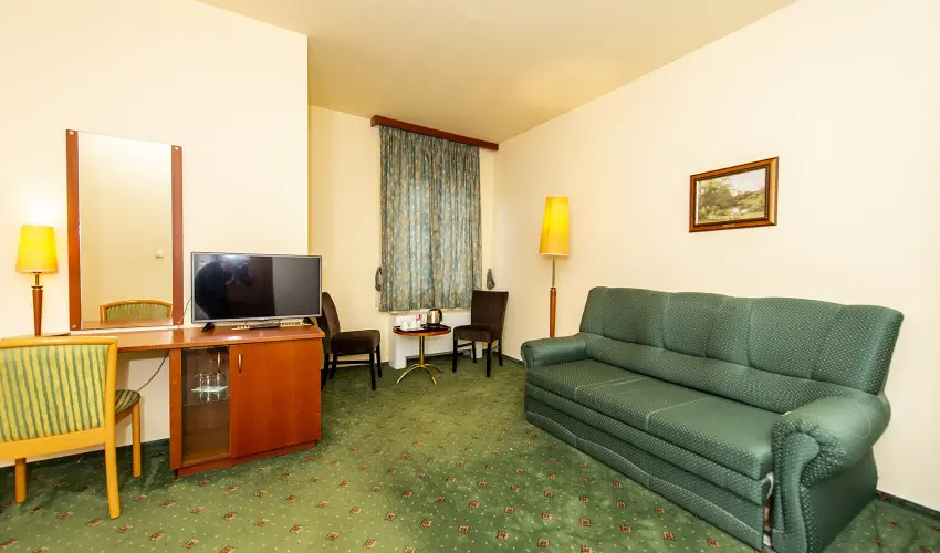 Gastland M0 Hotel Szigetszentmikls - Szilveszter 