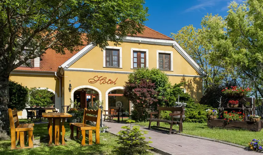 Gastland M0 Hotel Szigetszentmikls - Szilveszter 