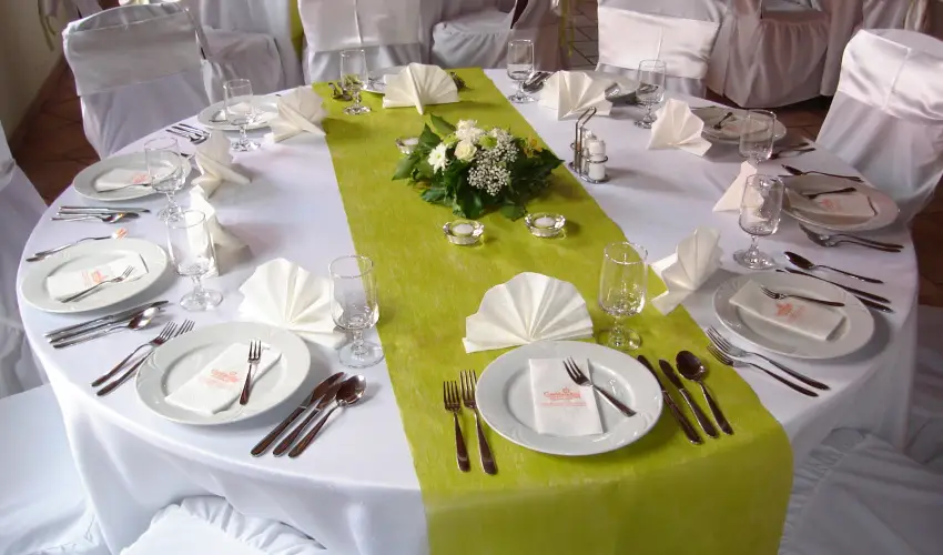 Gastland M0 Hotel Szigetszentmikls - Szilveszter 