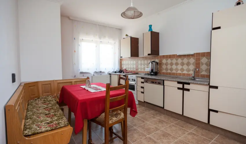 Gedeon Tanya-Panzi Jakabszlls - Szilveszter