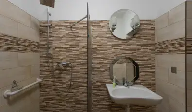 Gedeon Tanya-Panzi Jakabszlls