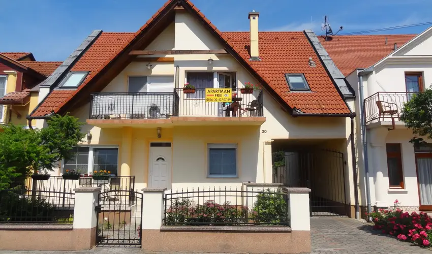 Gere Luxus Apartman Harkny - Szilveszter (min. 3 j)